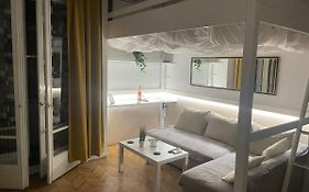 Cozy Studio Near Cismigiu Park