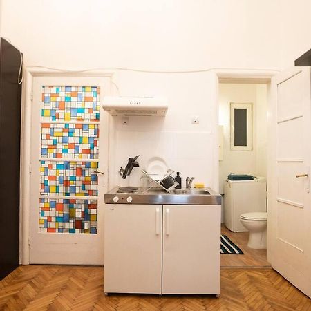 Cozy Studio Near Cismigiu Park Apartment Bucharest Exterior photo